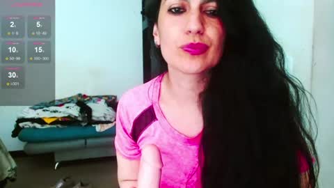 diosa_gil online show from July 19, 2026, 3:32 am