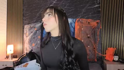 DIOSA online show from October 13, 2025, 8:53 pm