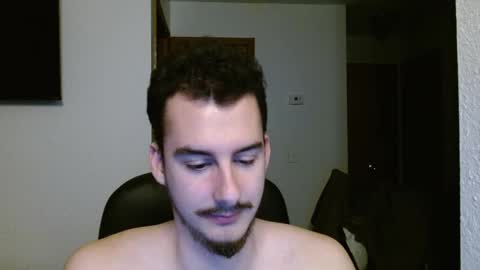 Snapshot of dirk_diggler_dirk chatting on February 21, 2025, 4:29 am Dirk Diggler online show from February 21, 2025, 4:29 am