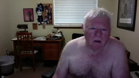 Snapshot of dirtrider195080438 chatting on May 15, 2026, 2:02 pm dirtrider195080438 online show from May 15, 2026, 2:02 pm