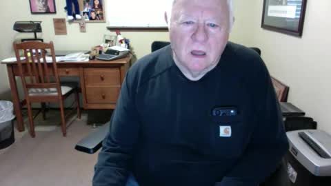 Snapshot of dirtrider195080438 chatting on May 17, 2026, 1:40 pm dirtrider195080438 online show from May 17, 2026, 1:40 pm