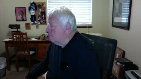 Snapshot of dirtrider195080438 chatting on May 27, 2026, 2:36 pm dirtrider195080438 online show from May 27, 2026, 2:36 pm