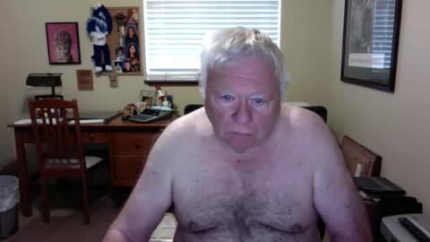 Snapshot of dirtrider195080438 chatting on May 28, 2026, 4:26 pm dirtrider195080438 online show from May 28, 2026, 4:26 pm