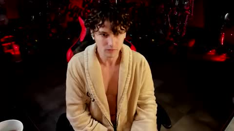 dirty_boss online show from December 14, 2025, 6:41 am