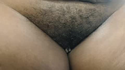 sisi and grovin online show from October 25, 2025, 10:34 am