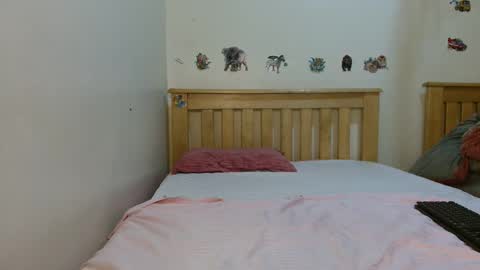 sisi and grovin online show from November 1, 2025, 11:23 am