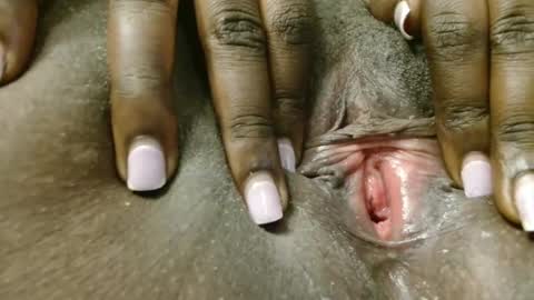 sisi and grovin online show from November 19, 2025, 10:26 am