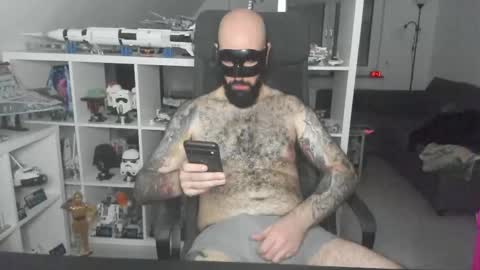 Robert online show from November 27, 2025, 5:48 pm