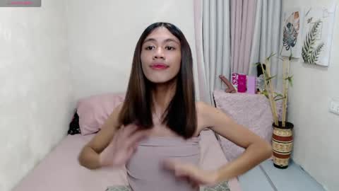 Ivana  Yanna and Elisha online show from May 21, 2026, 11:17 am