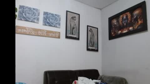 dirtyslimlatin online show from June 7, 2026, 12:48 am