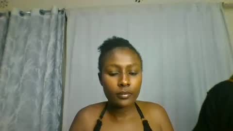 Snapshot of disah_002 chatting on June 30, 2026, 12:33 am disah_002 online show from June 30, 2026, 12:33 am