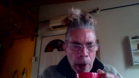 discretopasivo online show from May 27, 2026, 6:49 pm
