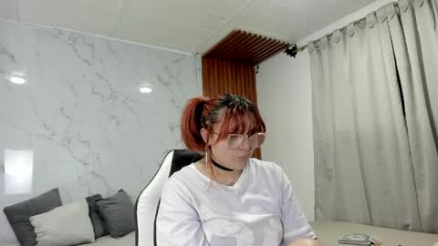 dita bundy online show from May 26, 2026, 1:34 am