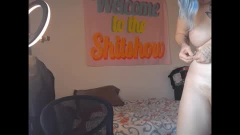 Snapshot of divinathedivine chatting on October 1, 2025, 12:49 am divinathedivine online show from October 1, 2025, 12:49 am