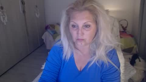 Alexxa online show from May 15, 2026, 6:37 pm