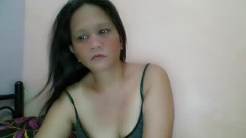 Snapshot of divinegrace10 chatting on July 12, 2026, 6:54 pm Divine Grace Close To Your Hear online show from July 12, 2026, 6:54 pm