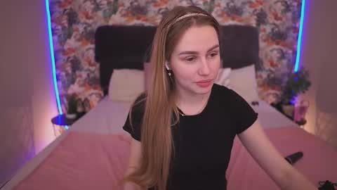 DivineJasss online show from February 3, 2026, 6:22 am