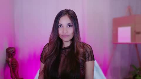 Snapshot of divinelynn chatting on February 22, 2025, 10:42 pm DivineLynn online show from February 22, 2025, 10:42 pm