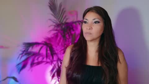 DivineLynn online show from June 15, 2026, 8:22 pm