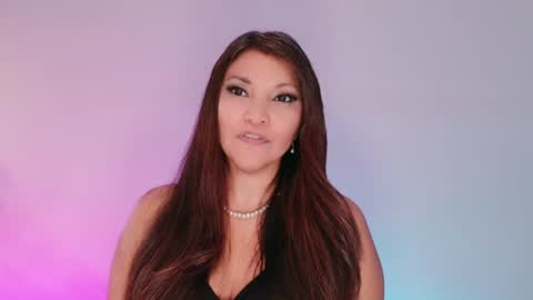 DivineLynn online show from July 31, 2026, 8:30 pm