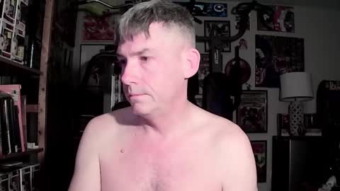 dix_handley_50 online show from January 30, 2025, 12:27 pm