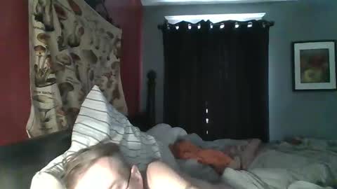 Snapshot of dixhexus chatting on January 22, 2025, 7:13 pm Chris Williams online show from January 22, 2025, 7:13 pm