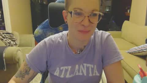 Snapshot of dixie_comanche chatting on January 21, 2025, 3:37 am dixie_comanche online show from January 21, 2025, 3:37 am