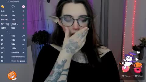 dixipixi_ online show from November 9, 2025, 5:50 am