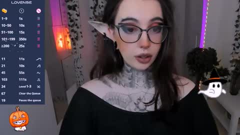 dixipixi_ online show from November 22, 2025, 5:50 am