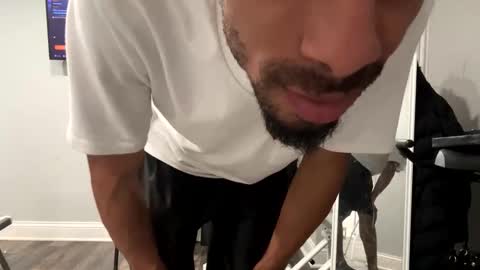 Snapshot of dixkzilla chatting on October 24, 2025, 8:27 pm dixkzilla online show from October 24, 2025, 8:27 pm