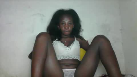 Snapshot of djamellah chatting on April 3, 2026, 6:11 am djamellah online show from April 3, 2026, 6:11 am
