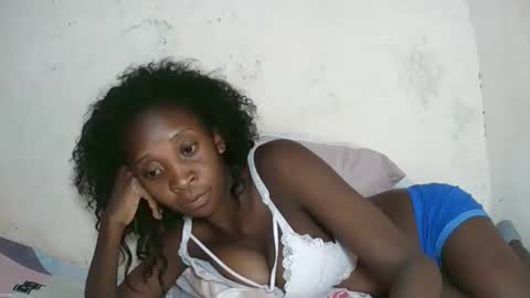 Snapshot of djamellah chatting on April 26, 2026, 5:43 pm djamellah online show from April 26, 2026, 5:43 pm