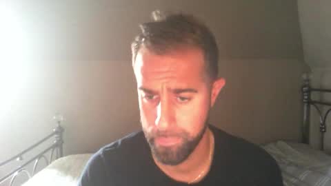 djay15013 online show from September 23, 2025, 1:14 pm