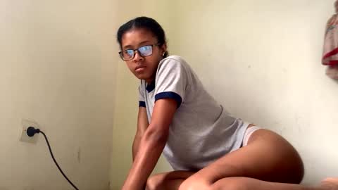 Snapshot of djayanah chatting on January 16, 2026, 7:56 am djayanah online show from January 16, 2026, 7:56 am