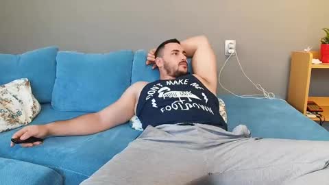 STR8 BOYv online show from December 11, 2024, 11:51 am