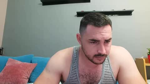 STR8 BOYv online show from December 18, 2024, 2:38 pm
