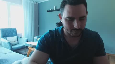 STR8 BOYv online show from April 22, 2026, 12:18 pm