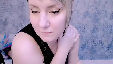 djullia online show from January 24, 2025, 3:34 pm