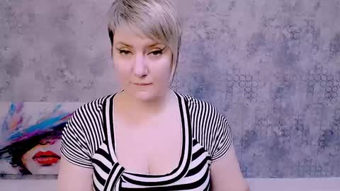 djullia online show from February 17, 2025, 12:27 pm