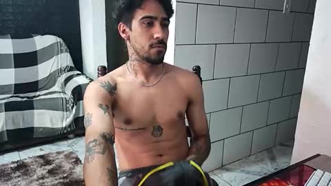 AmigodotadoZL online show from November 18, 2025, 6:01 pm