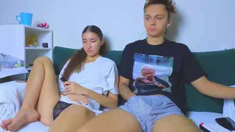 Snapshot of do_u_know_them chatting on November 3, 2025, 2:29 pm Kirahe Mirashe online show from November 3, 2025, 2:29 pm