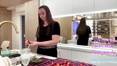 Ctia But I prefer to be called DOCE online show from February 7, 2025, 9:04 pm