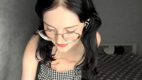 Annie PVT IS OPEN online show from October 22, 2025, 9:14 pm