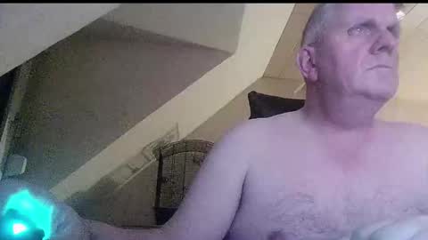 doggy2629 online show from December 22, 2025, 4:48 pm