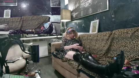 naughty ruby online show from February 22, 2025, 2:39 am