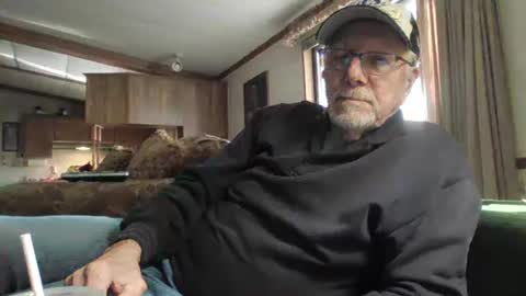 doingmyself69 online show from February 16, 2026, 11:01 pm