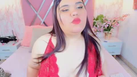 Dolce Pearl online show from May 3, 2026, 2:50 am