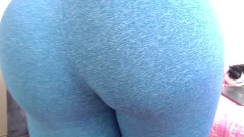 Snapshot of dolcevainin chatting on January 18, 2025, 7:37 pm Dolcevainin online show from January 18, 2025, 7:37 pm