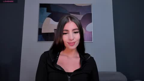 Dolcie  online show from February 13, 2025, 11:37 pm