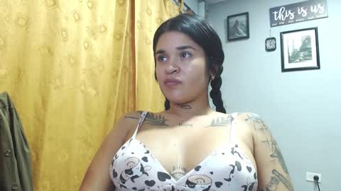 doll_and_thebrown online show from October 8, 2025, 11:24 pm